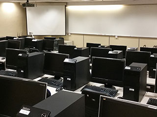 電腦課室 電腦課室